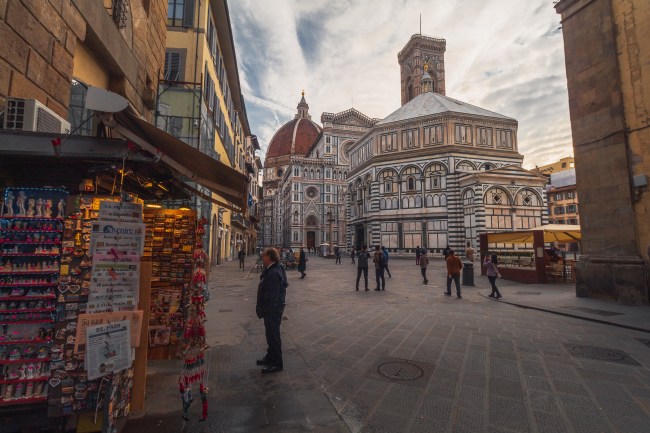 Vistas de la Plaza de Duomo en Florencia