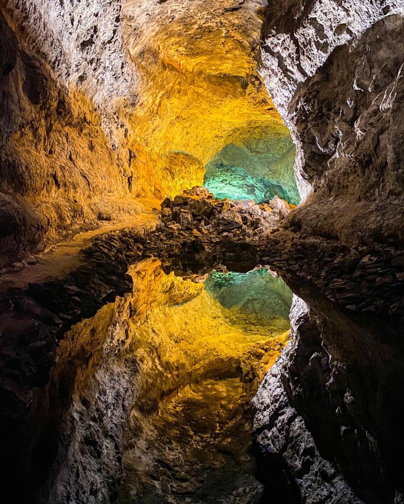 Cueva de los verdes en lanzarote