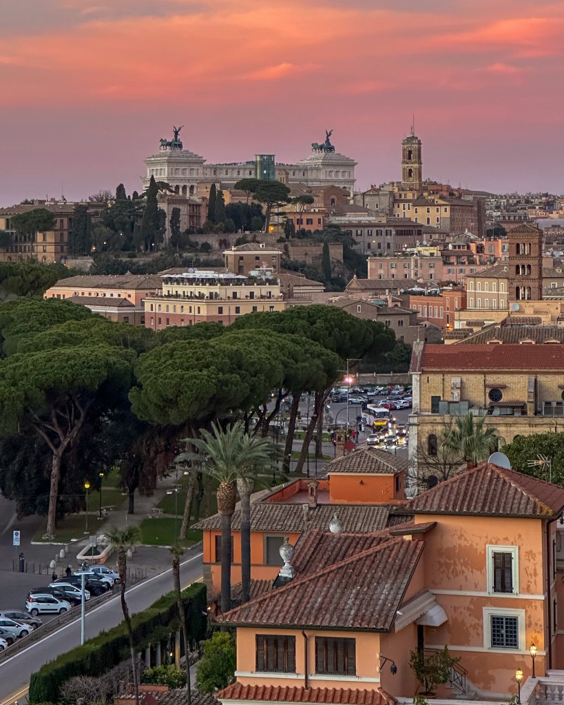 Vistas de Roma desde el mirador de los naranjos